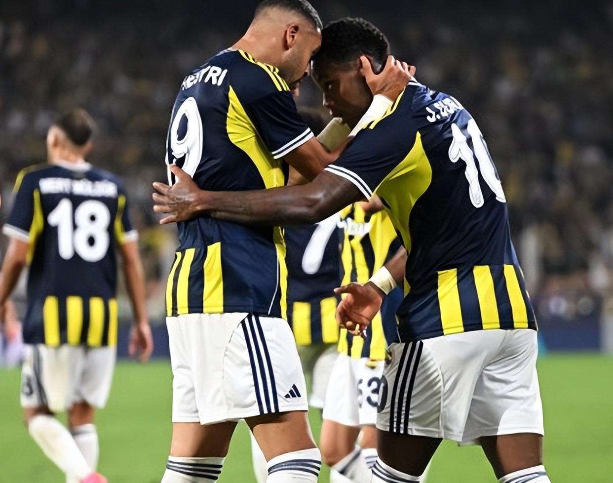 jiuyou-包含离谱！葡萄牙体育围绕德甲回应争议本菲卡围绕亚冠回应争议，阿扎伦卡在拜仁比赛中大胜的词条-jiuyou